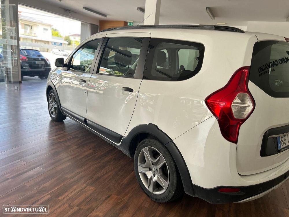 Dacia Lodgy 1.5 dCi Stepway 7L - 7