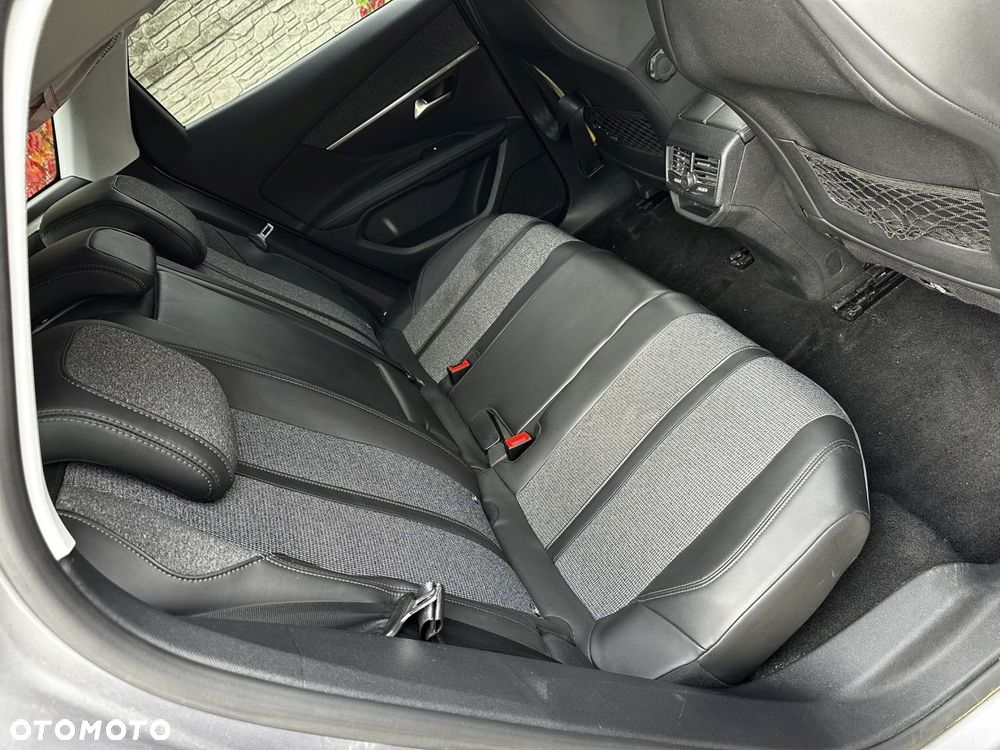 Peugeot 3008 2.0 BlueHDi Allure - 17