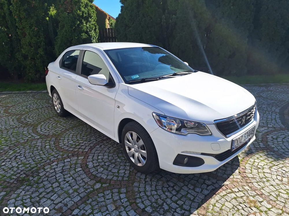 Peugeot 301