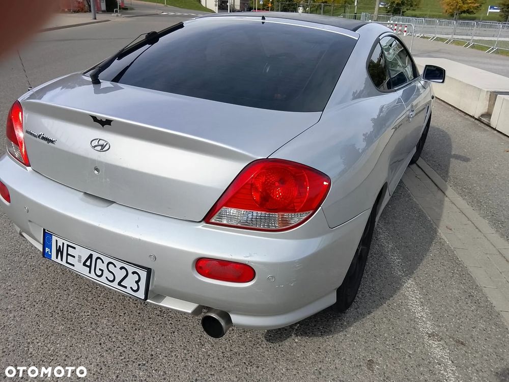 Hyundai Coupe - 2