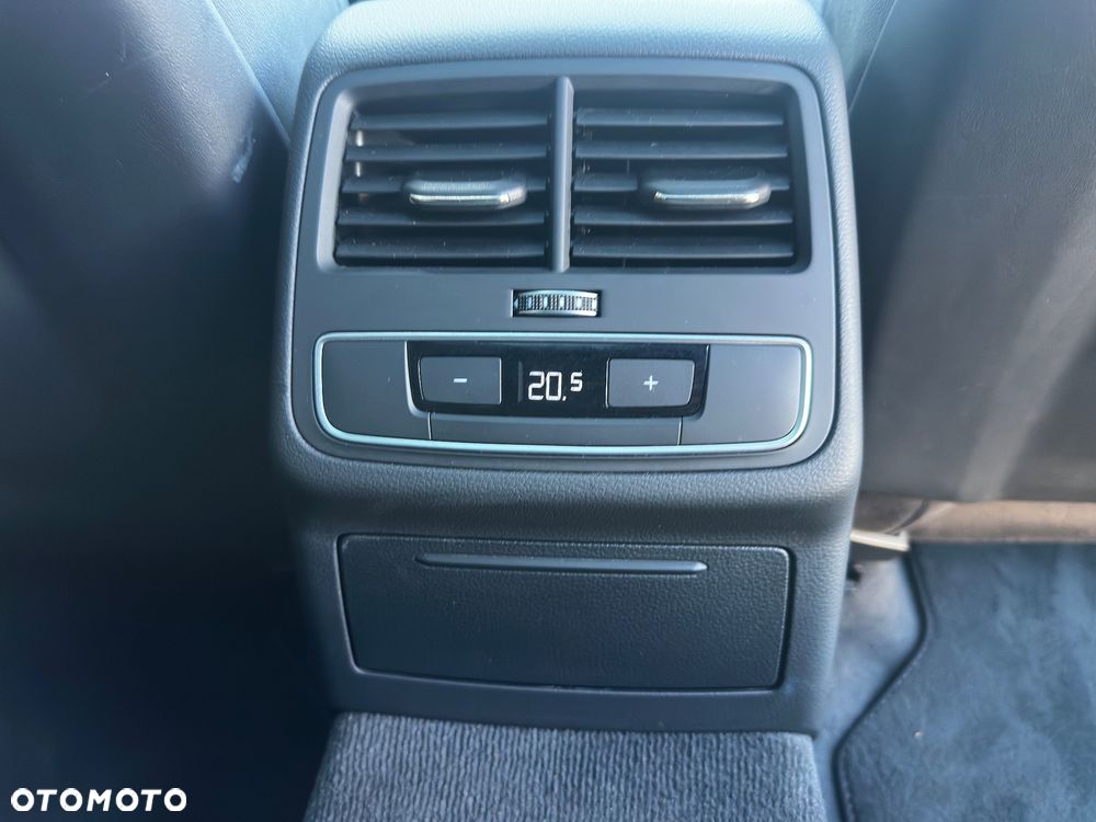 Audi A4 Avant 2.0 TDI S tronic sport - 22