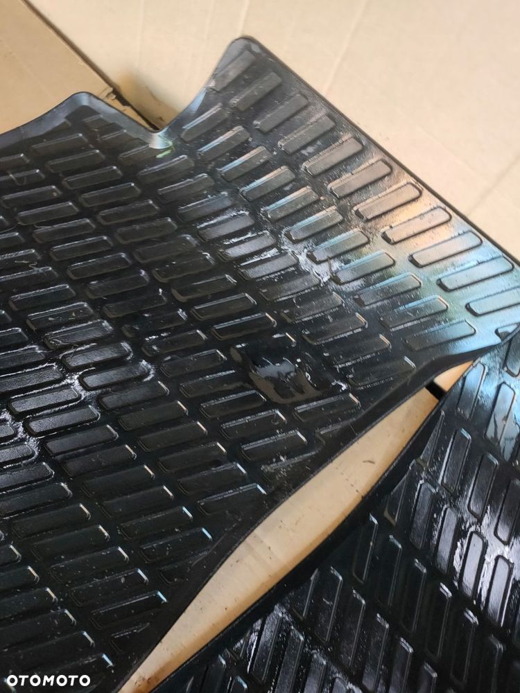 komplet dywaników gumowych audi a4 8e1061501 orginał czarne - 4