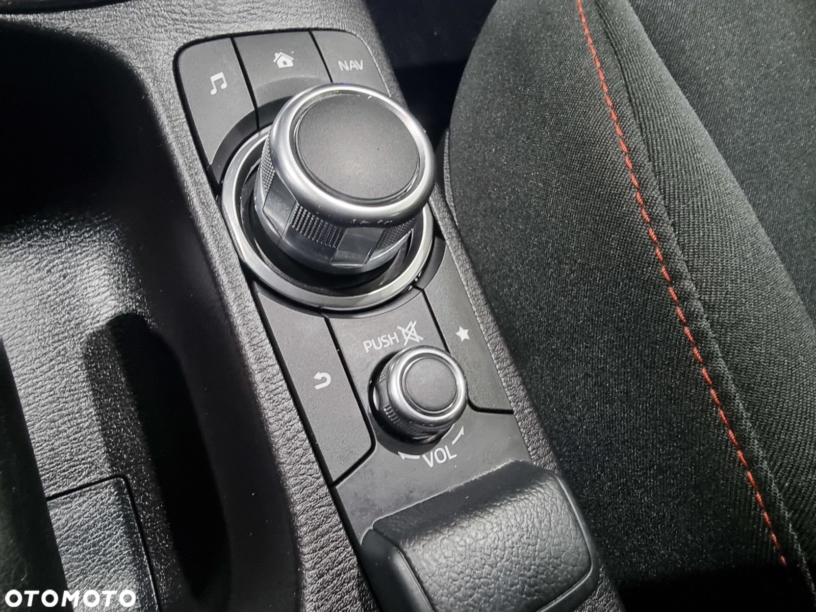 Mazda 2 - 19