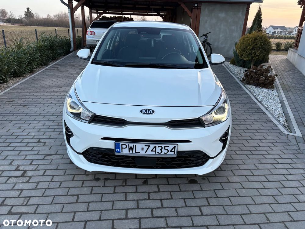 Kia Rio - 31