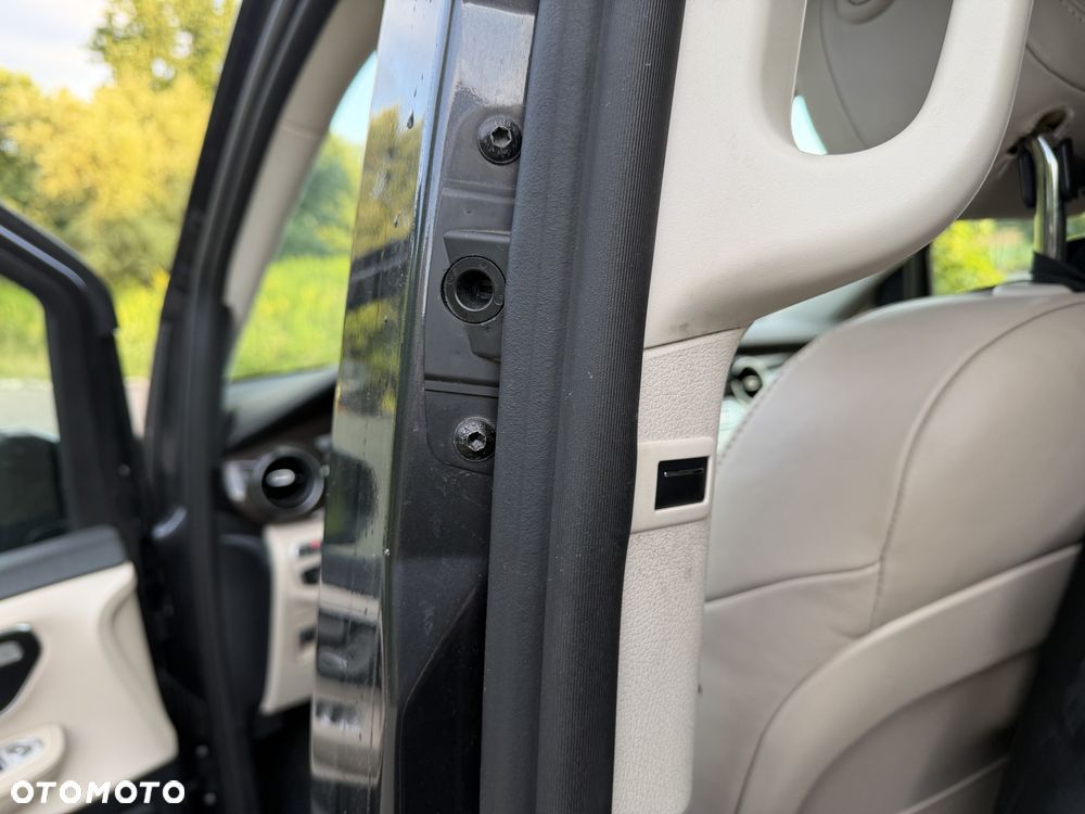 Mercedes-Benz Klasa V 300 d 4-Matic Exclusive 9G-Tronic (d³ugi) - 9