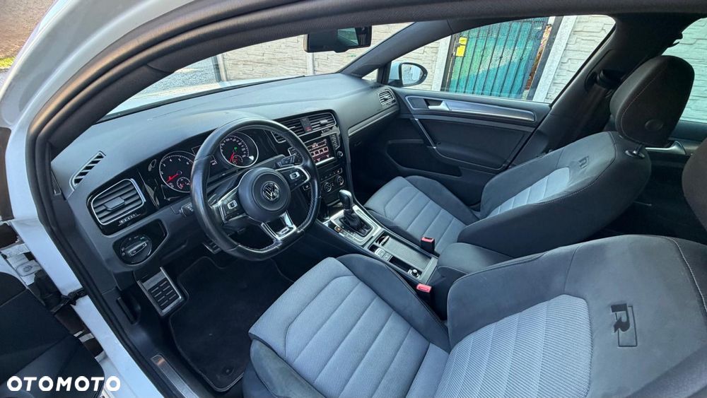 Volkswagen Golf 1.4 TSI BlueMotion Technology DSG Highline - 35