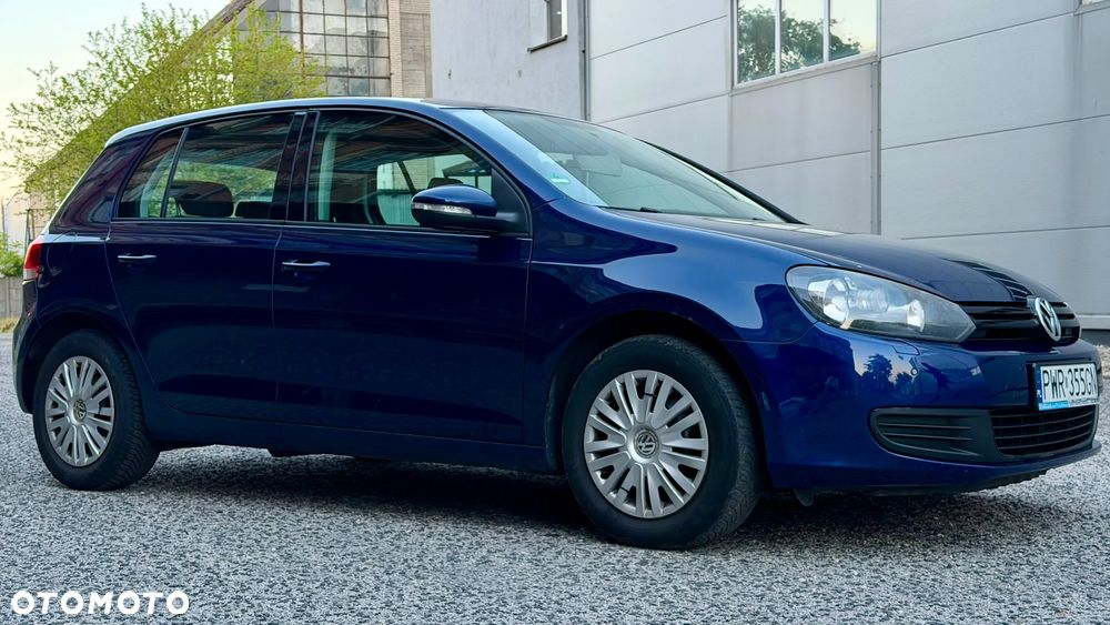 Volkswagen Golf - 8