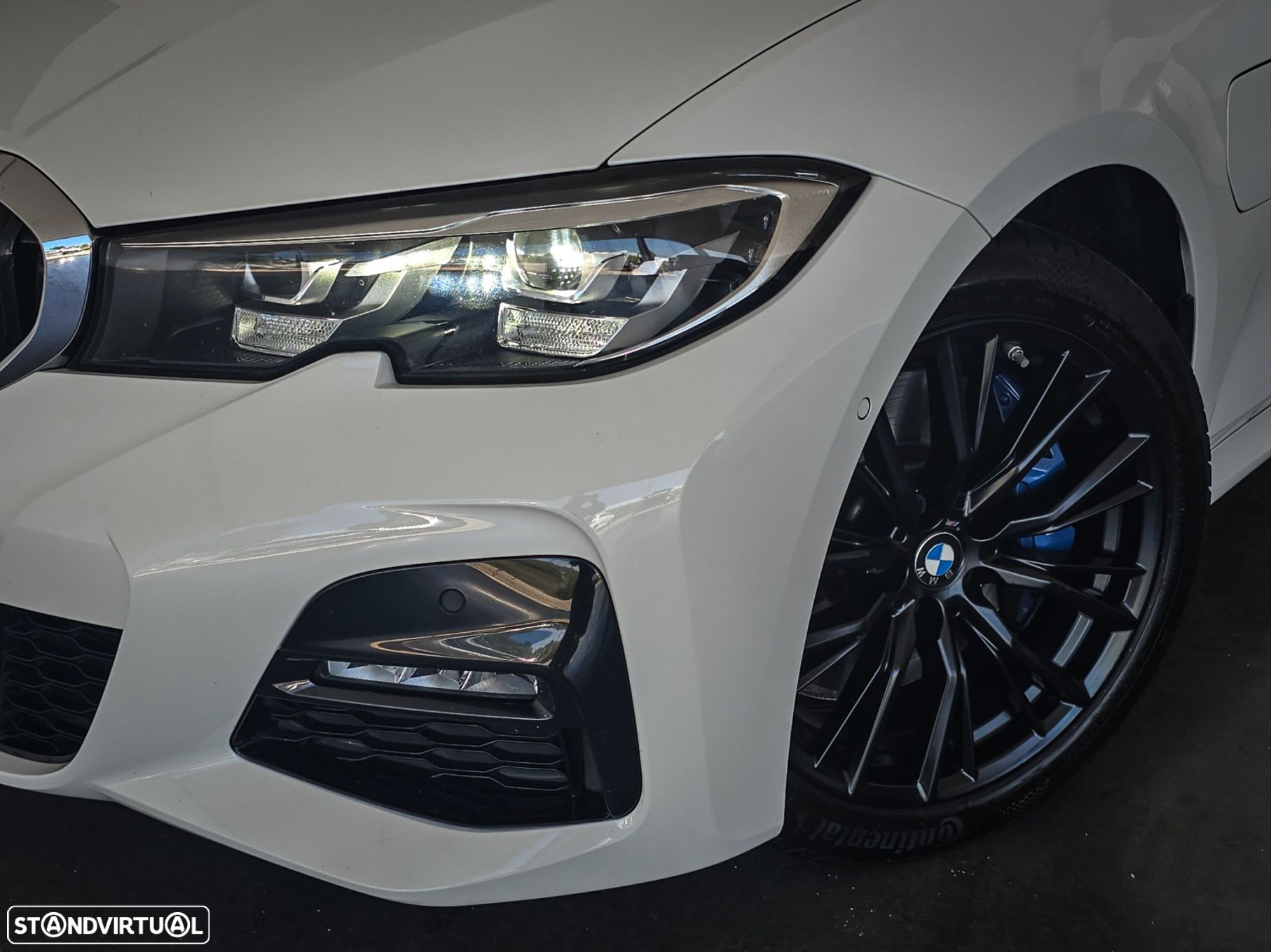 BMW 330 - 32