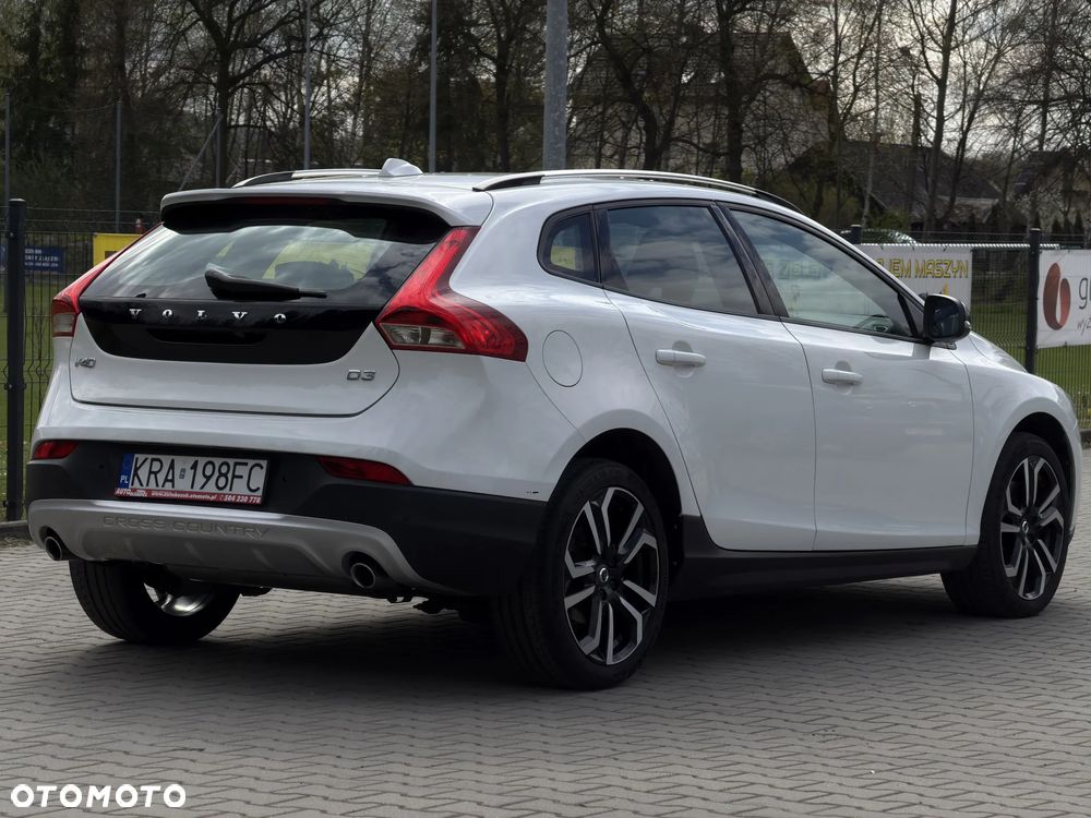 Volvo V40 Cross Country D3 Summum - 6