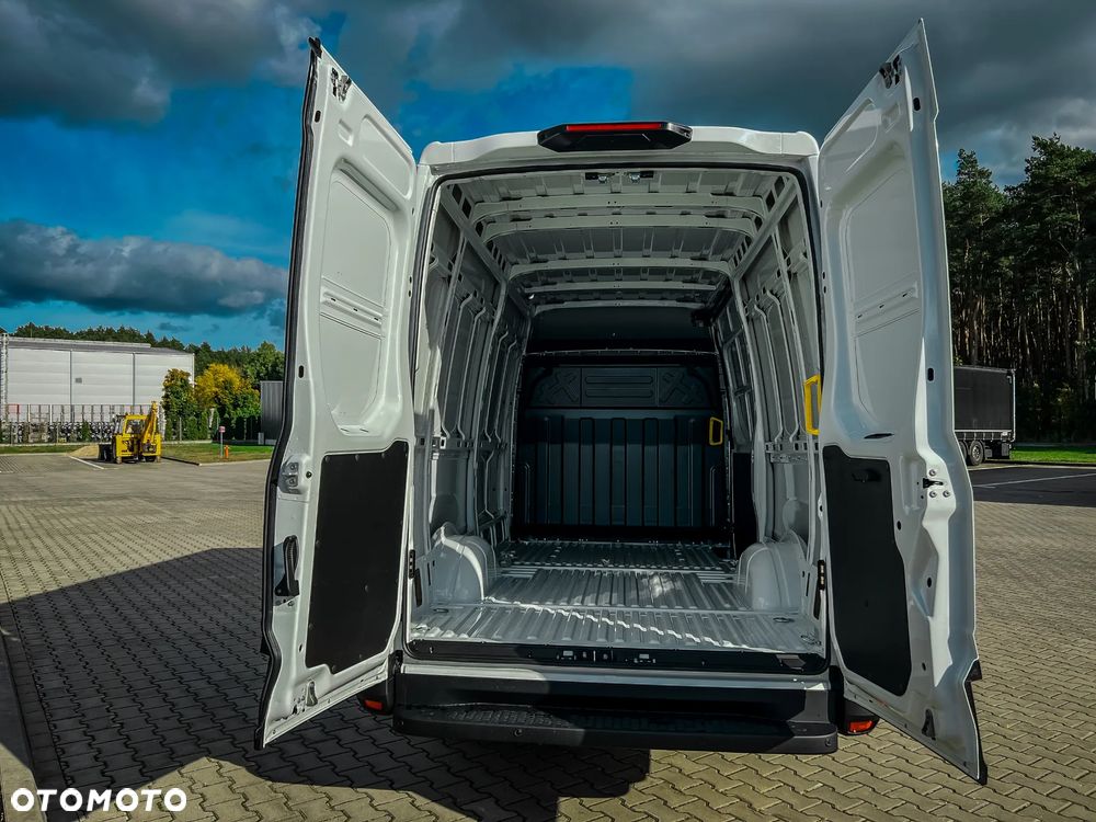 Iveco 35S16BV PROMOCJA SPECJALNA od ręki L3H2 - 18