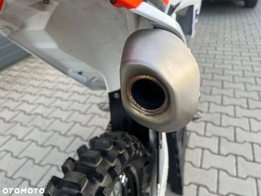 KTM SXF - 8