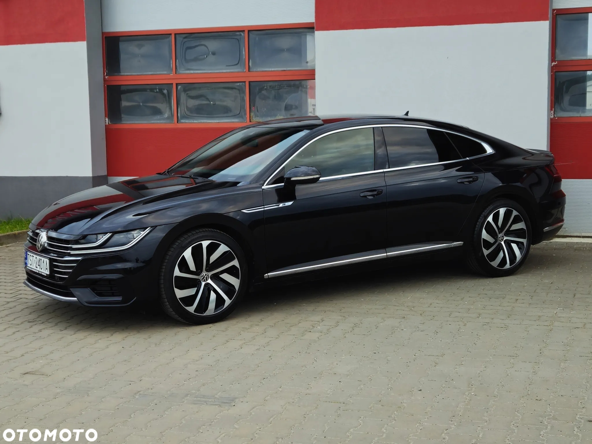 Volkswagen Arteon 2.0 TSI DSG R-Line Edition - 4