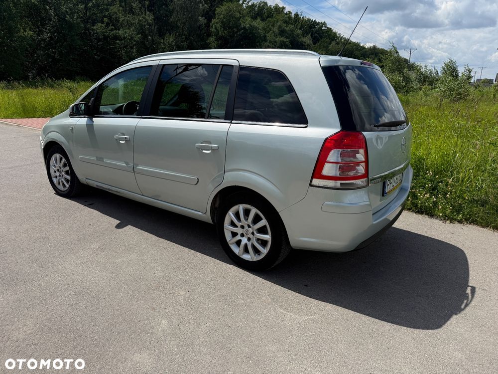Opel Zafira 1.9 CDTI Elegance - 4