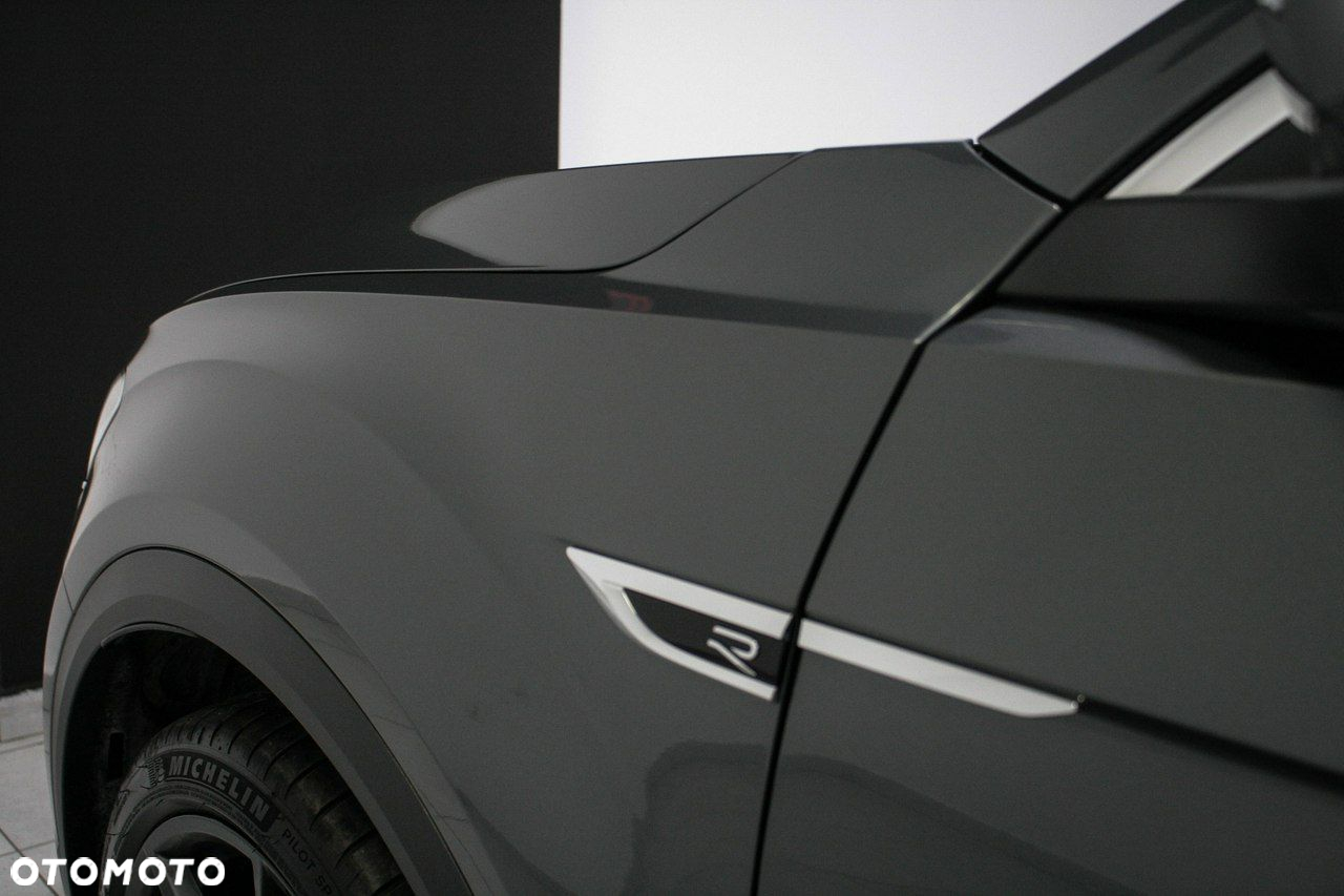 Volkswagen T-Roc - 16