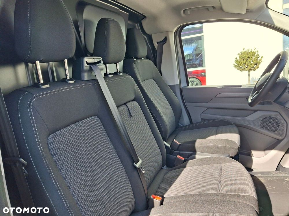 Volkswagen Transporter - 28