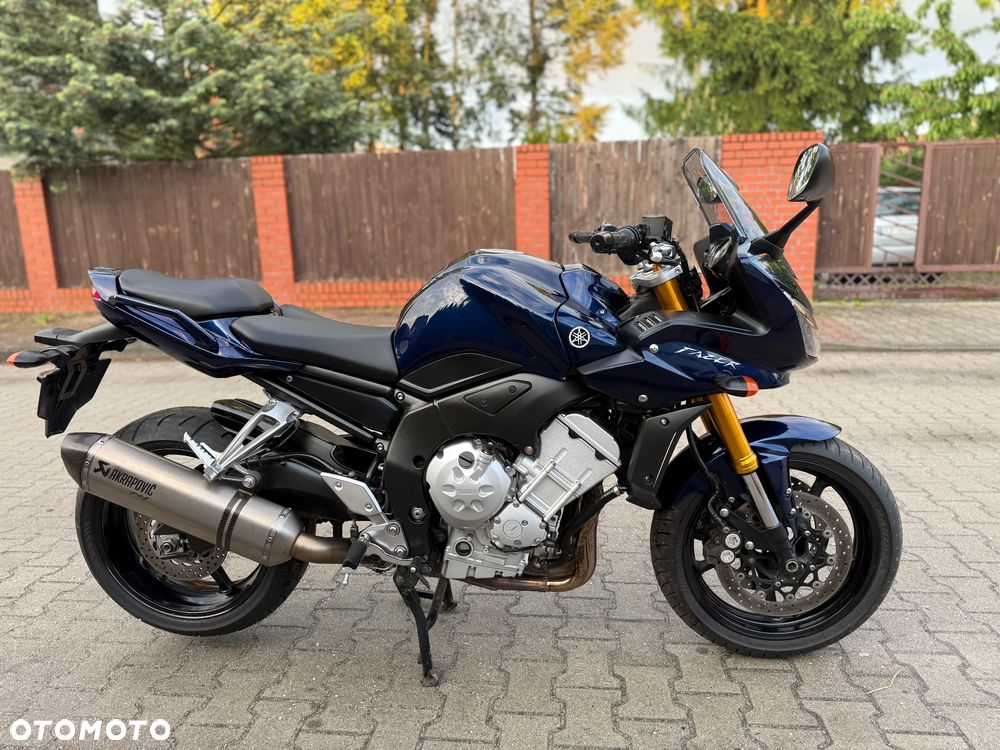 Yamaha FZS - 4