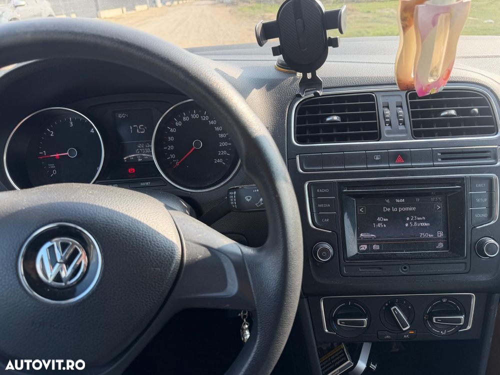 Volkswagen Polo 1.4 TDI CR Comfortline - 9