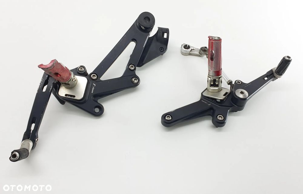 SETY RIZOMA PODNOZKI  DUCATI DIAVEL Rizoma EVO Rear Sets - 1