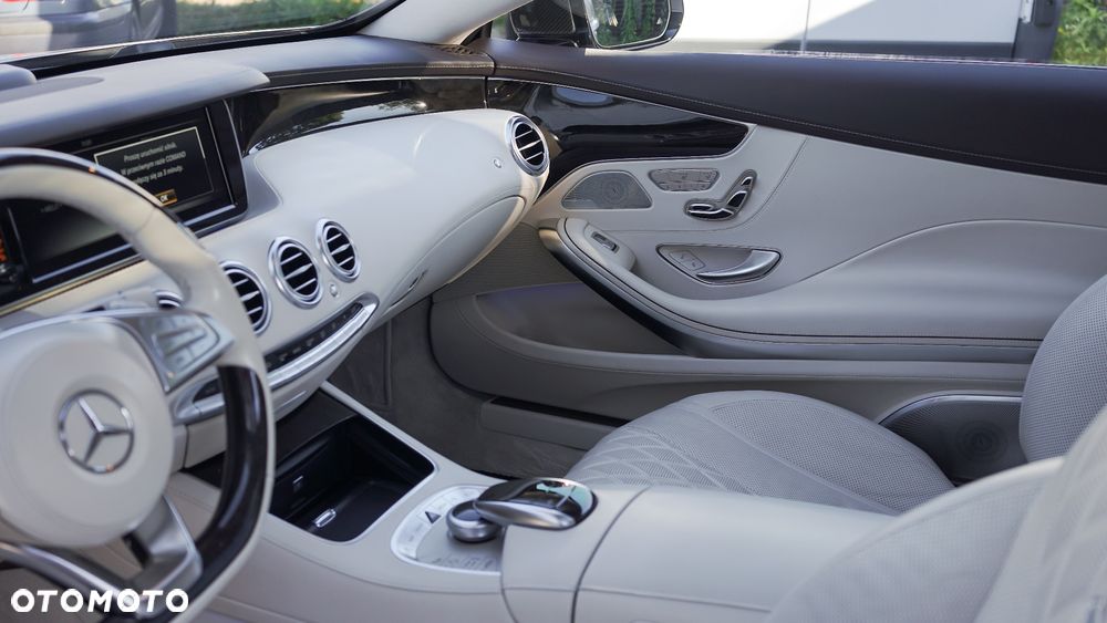 Mercedes-Benz Klasa S 500 Coupe 4-Matic 9G-TRONIC - 29
