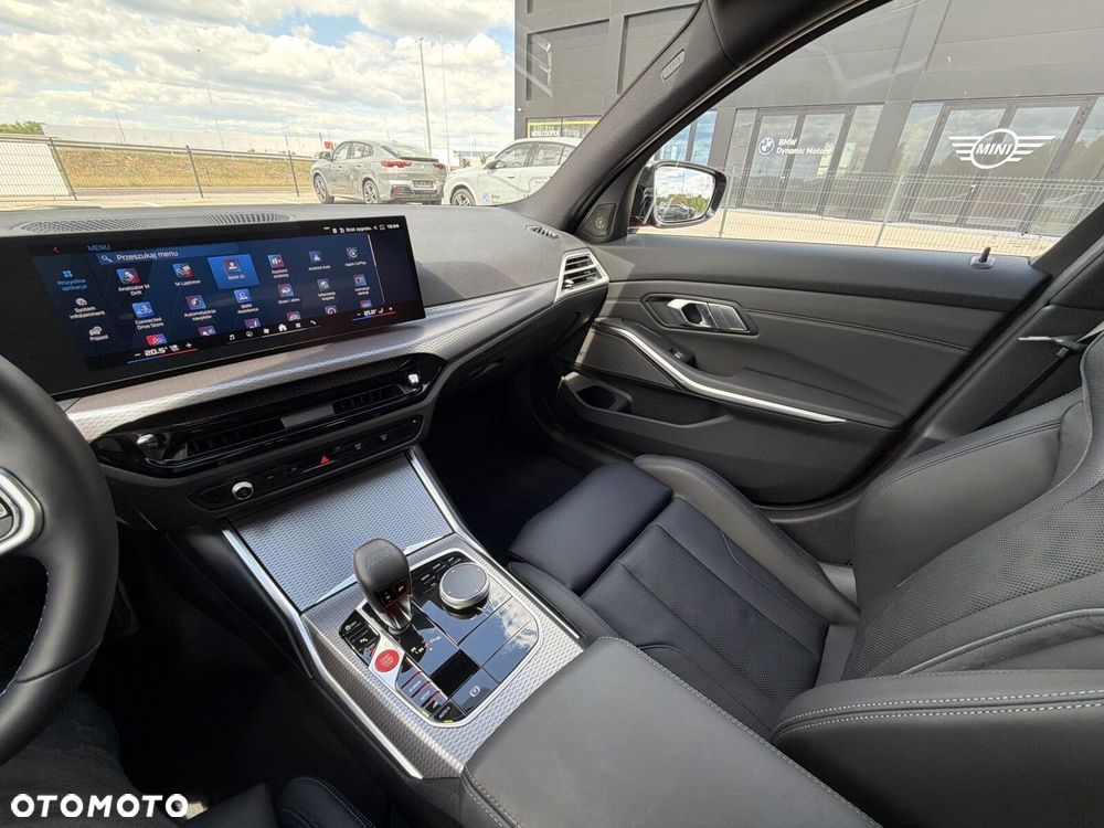 BMW M3 Competition xDrive sport - 27