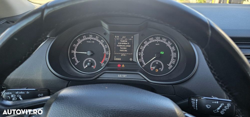 Skoda Octavia 1.6 TDI DSG Ambition - 10