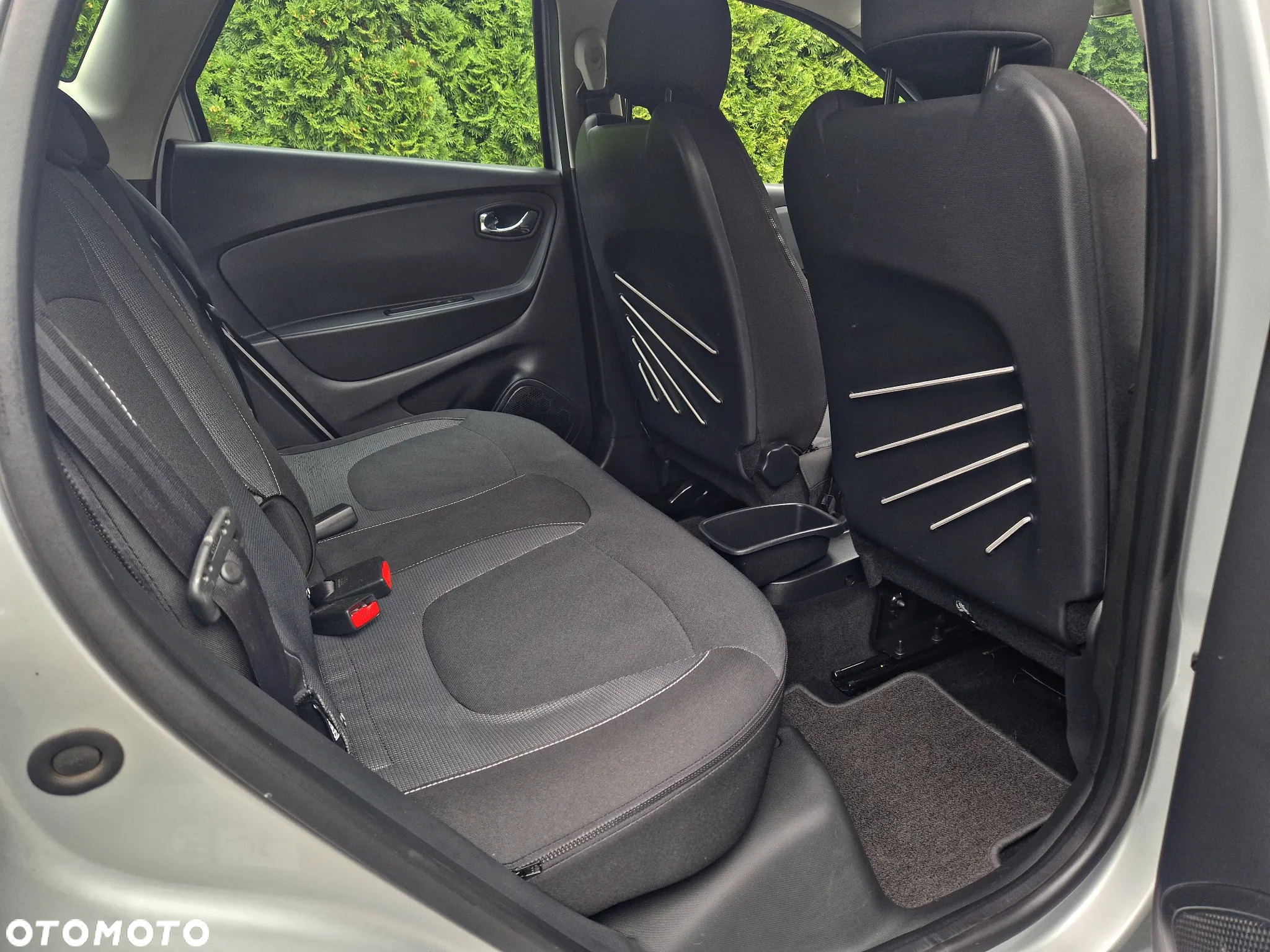 Renault Captur - 25