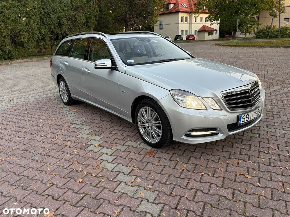 Mercedes-Benz Klasa E - 19