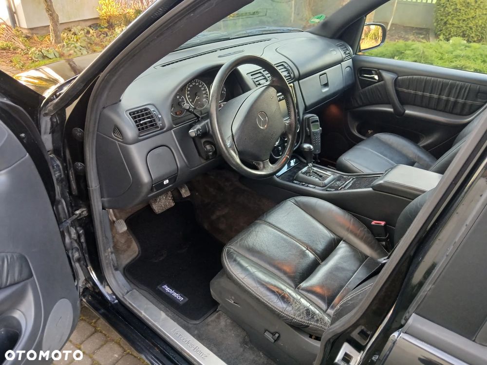 Mercedes-Benz ML - 9