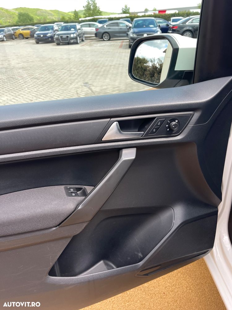 Volkswagen Caddy 2.0 (7-Si.) DSG Maxi Trendline - 31