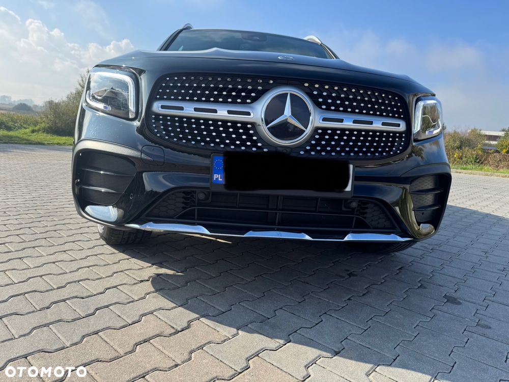 Mercedes-Benz GLB 180 d 8G-DCT AMG Line - 4