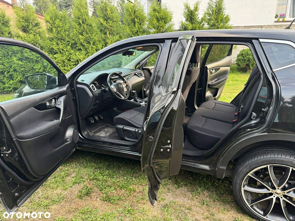 Nissan Qashqai 1.6 dCi 4 x 4 DPF Start/Stop tekna - 7