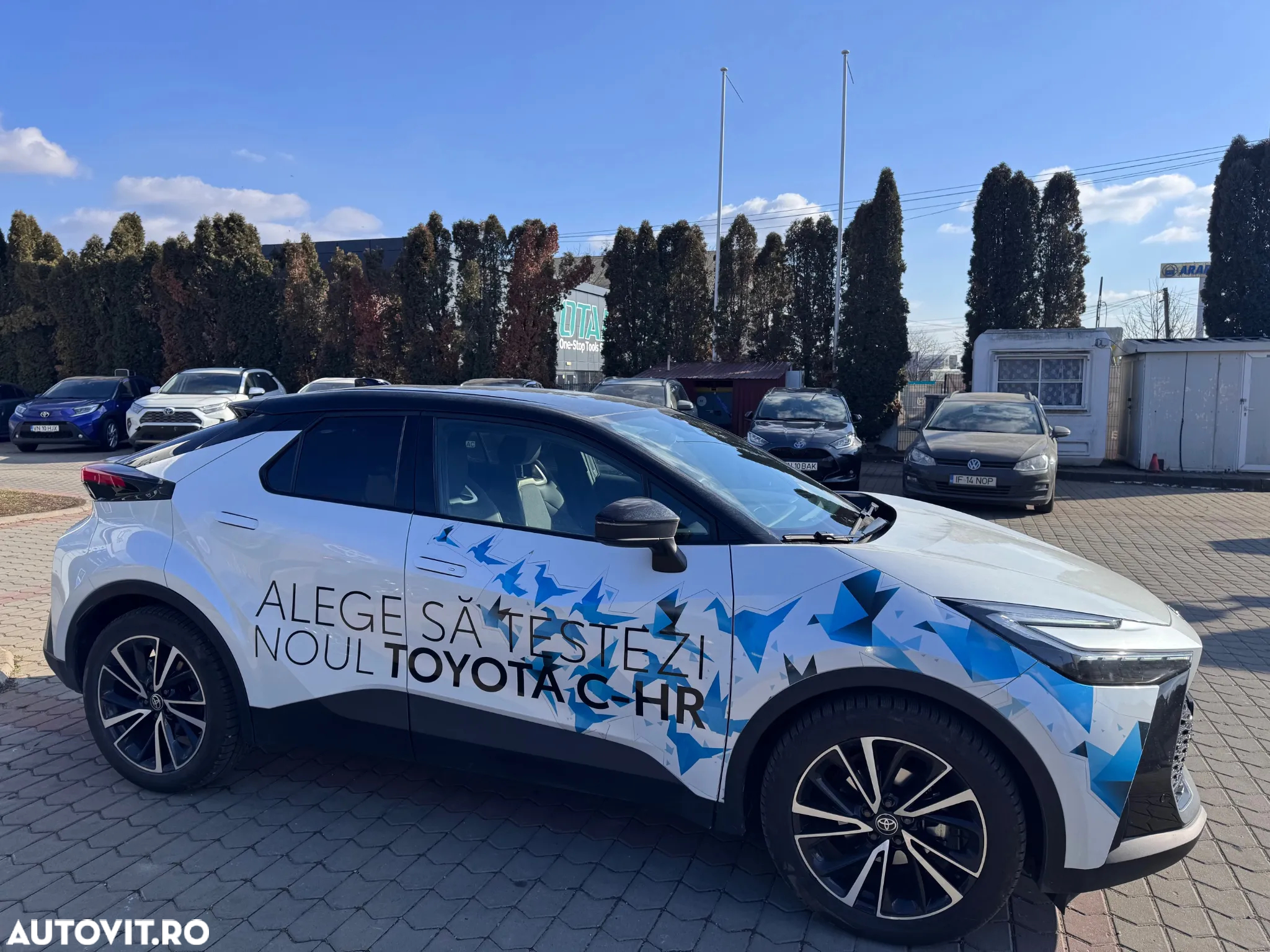 Toyota C-HR - 3