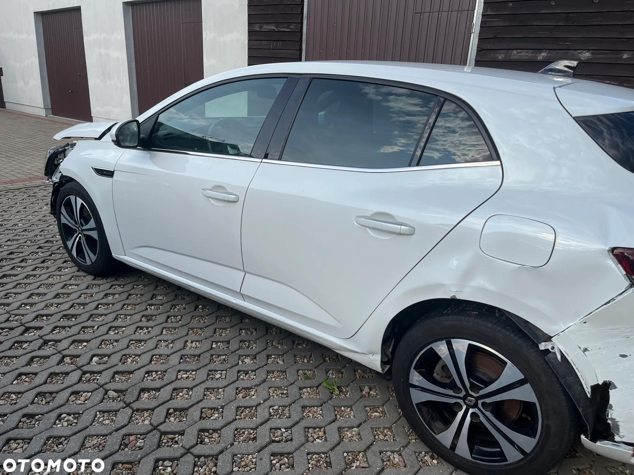Renault Megane Grandtour E-TECH Plug-in 160 R.S LINE - 5