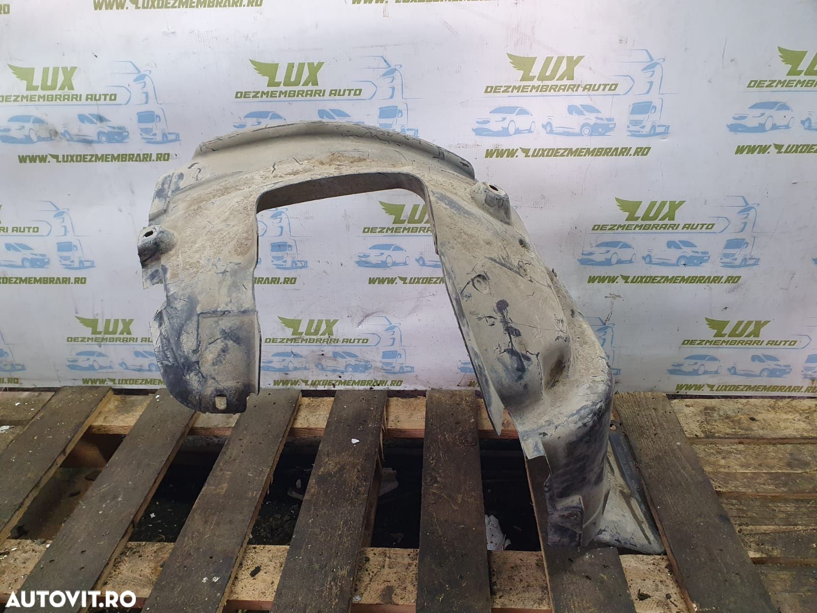 Carenaj dreapta fata 51717059378 BMW Seria 3 E90/E91/E92/E93  [din 20 - 1