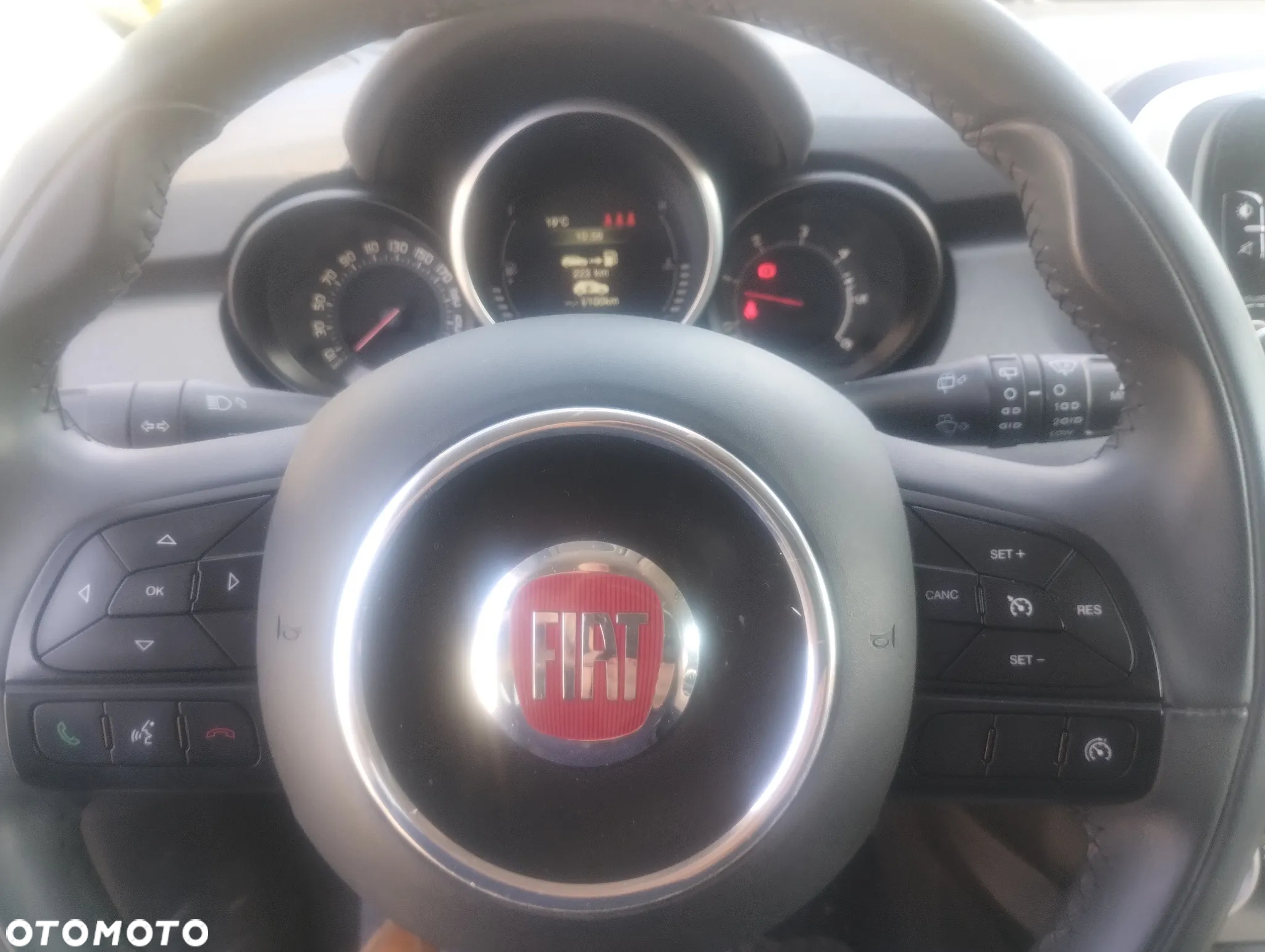 Fiat 500X 1.6 Multijet 4x2 S&S Cross Plus - 28