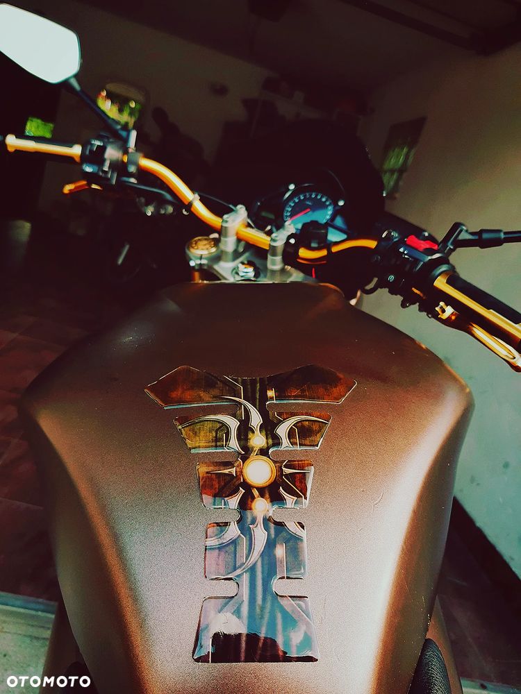 Honda CB - 11