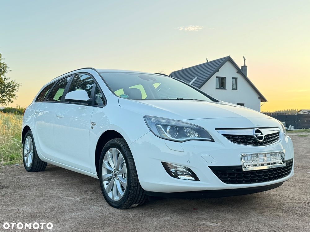 Opel Astra 1.4 T Edition 150 - 12