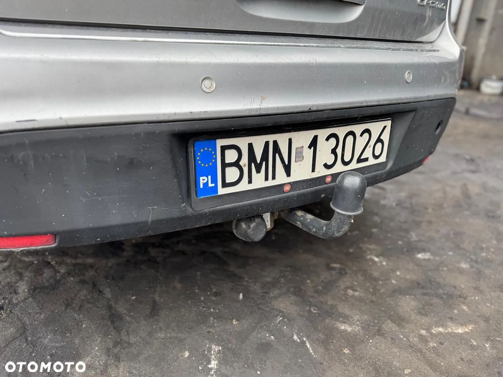 Fiat Croma 2008 poj. 1.9 JTD 120 KM - samochód cały na części - 7