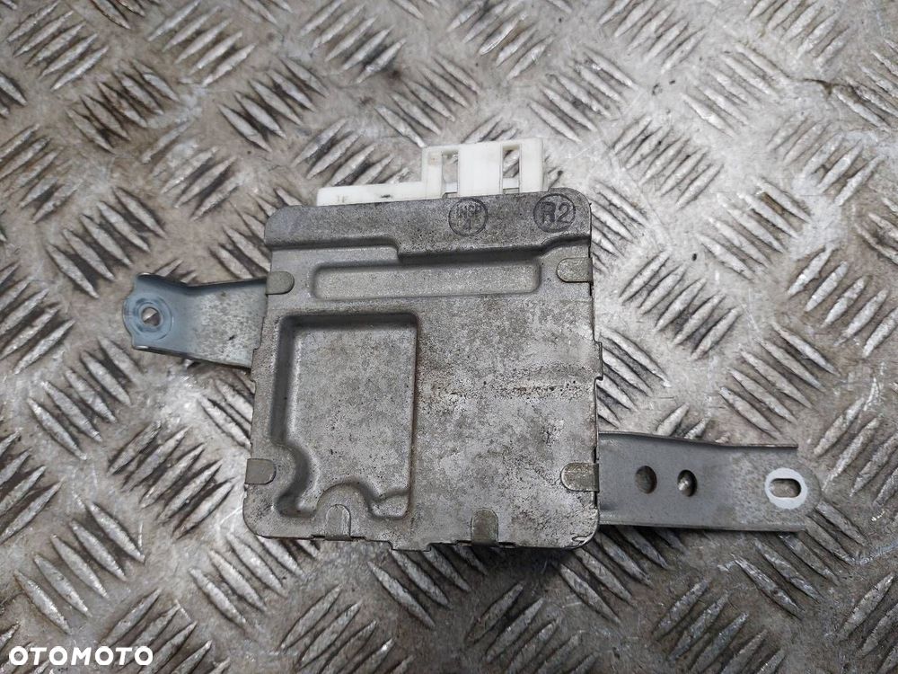 KOMPUTER MODUŁ STEROWNIK WSPOMAGANIA YARIS I 1.4 D4D 89650-0D070 - 2