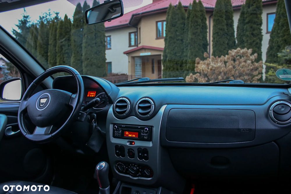 Dacia Duster 1.6 16V 105 4x2 Prestige - 27