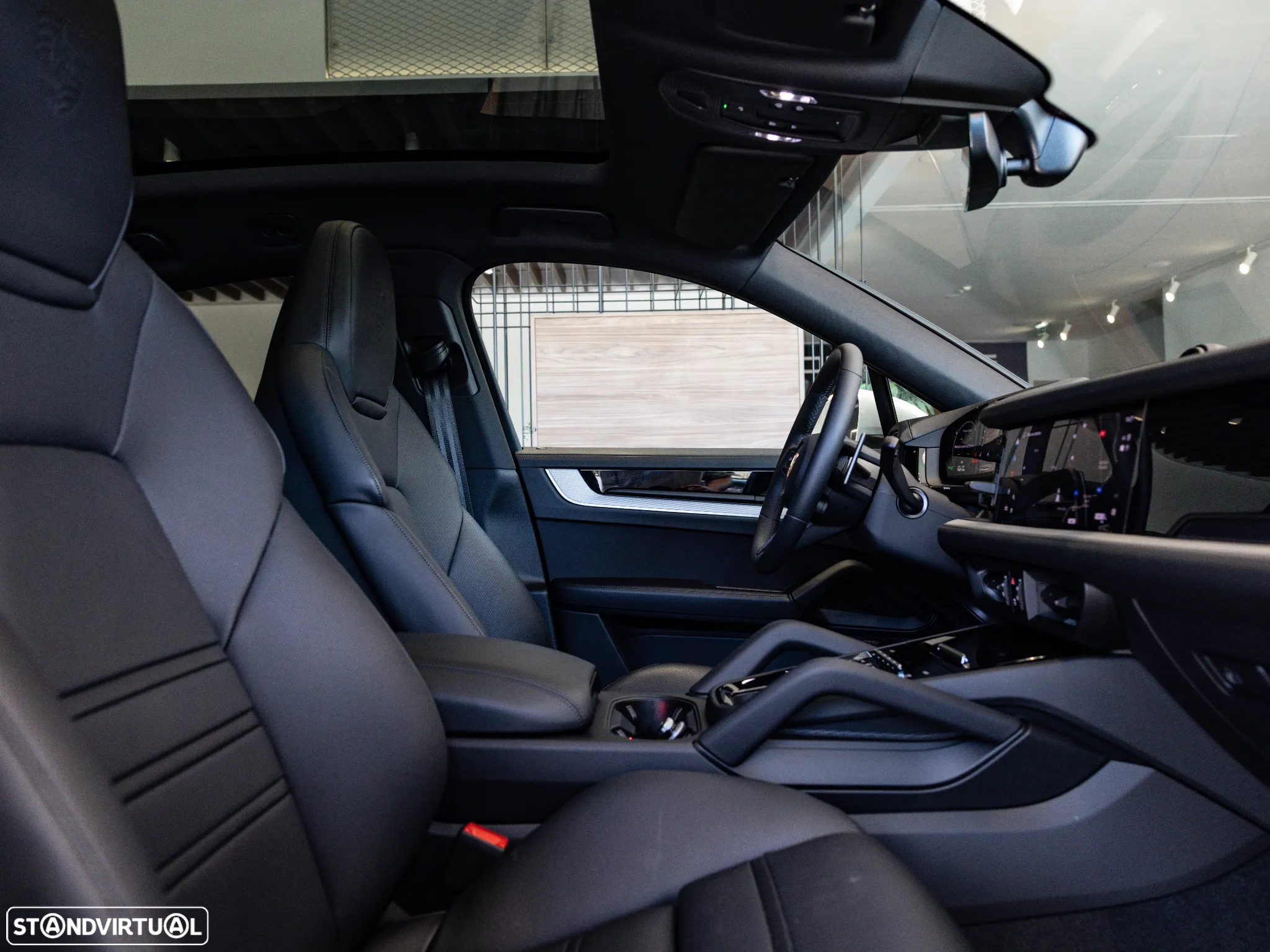 Porsche Cayenne Coupé E-Hybrid - 43