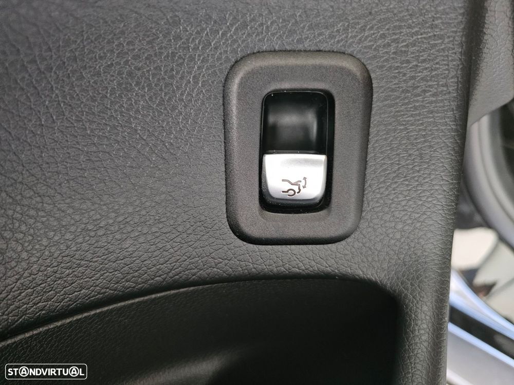 Mercedes-Benz GLC 220 d 4Matic 9G-TRONIC Edition 1 - 30