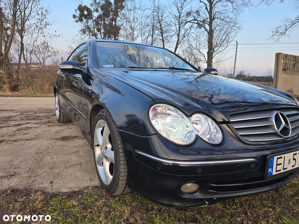 Mercedes-Benz CLK - 4