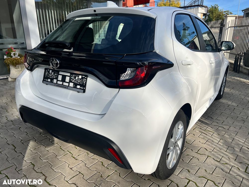 Toyota Yaris 1.5 MT Dynamic - 14