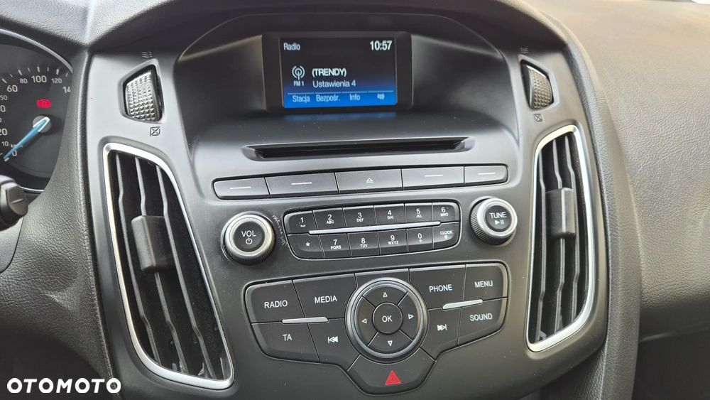 Ford Focus - 16