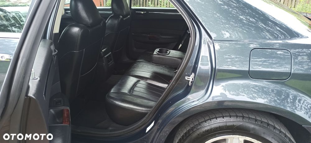Chrysler 300C - 20