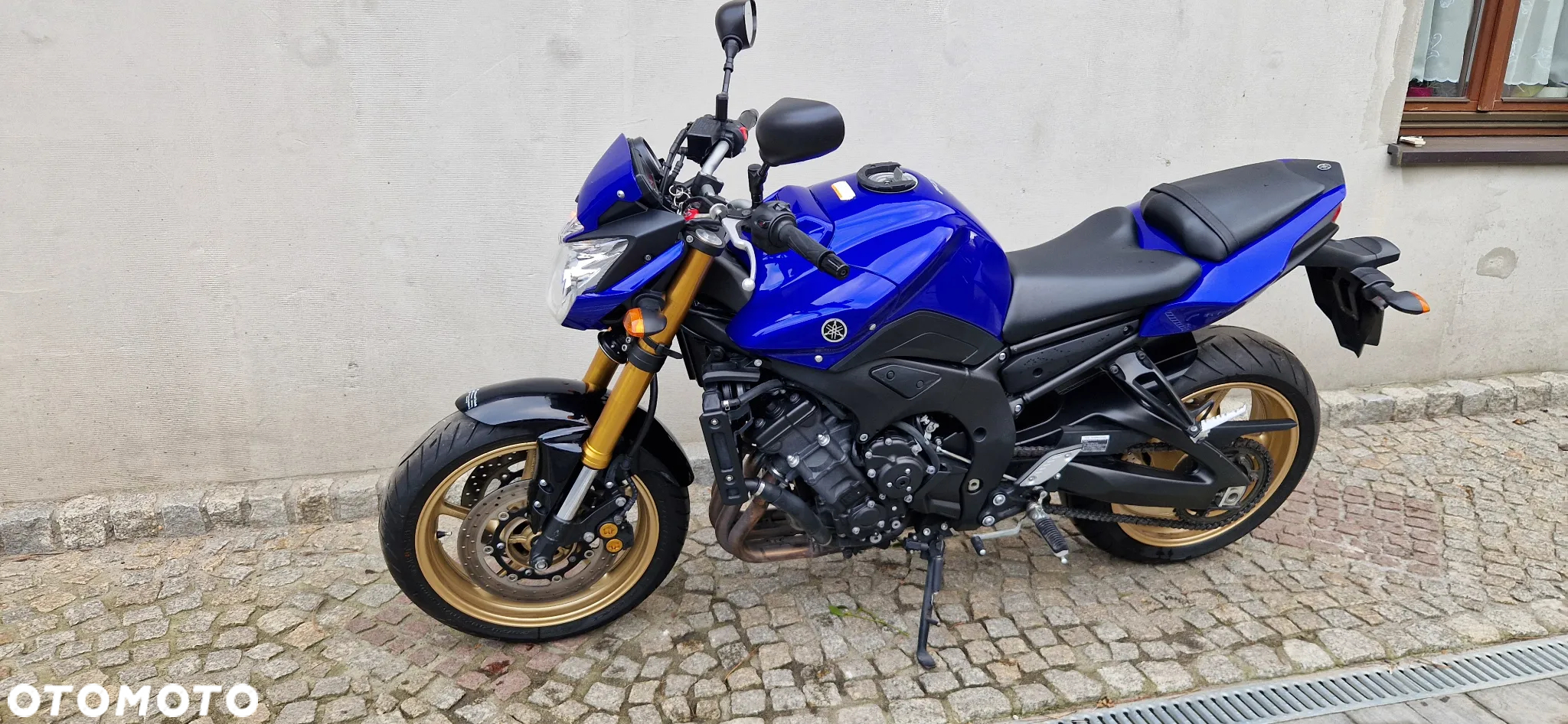 Yamaha FZ - 12