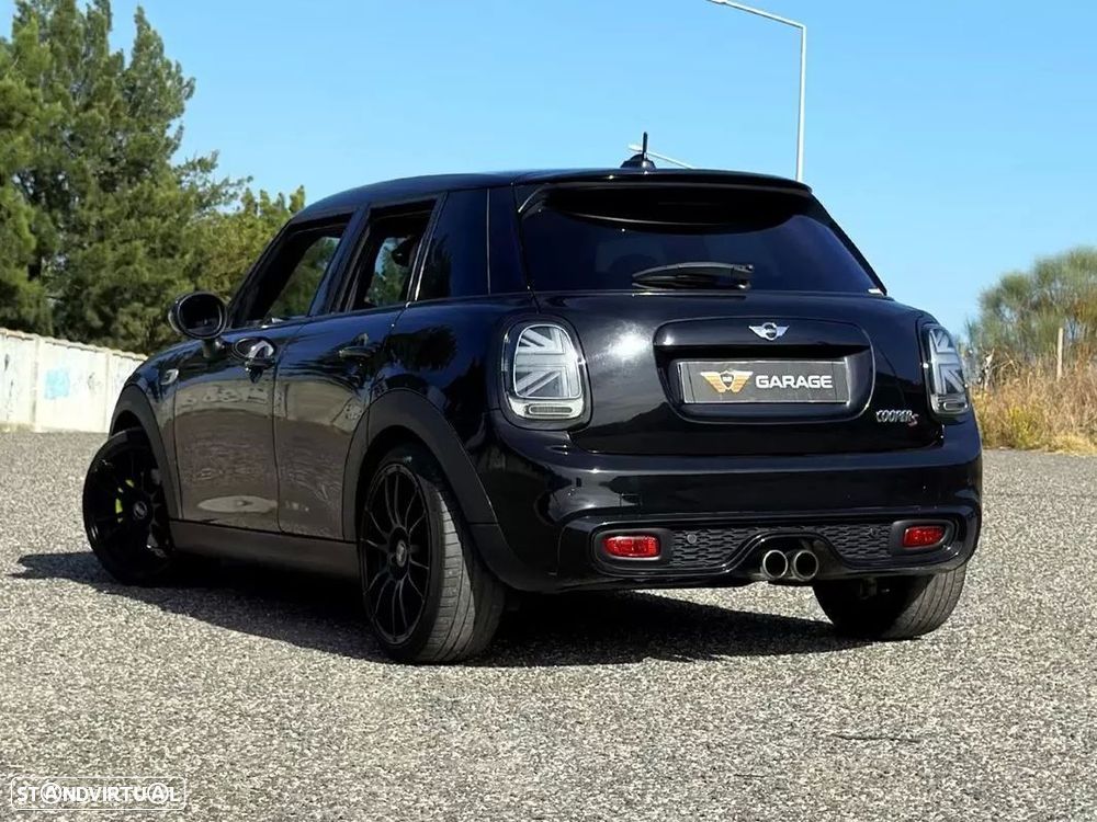 MINI 5 Portas Cooper S Auto Desportiva - 3