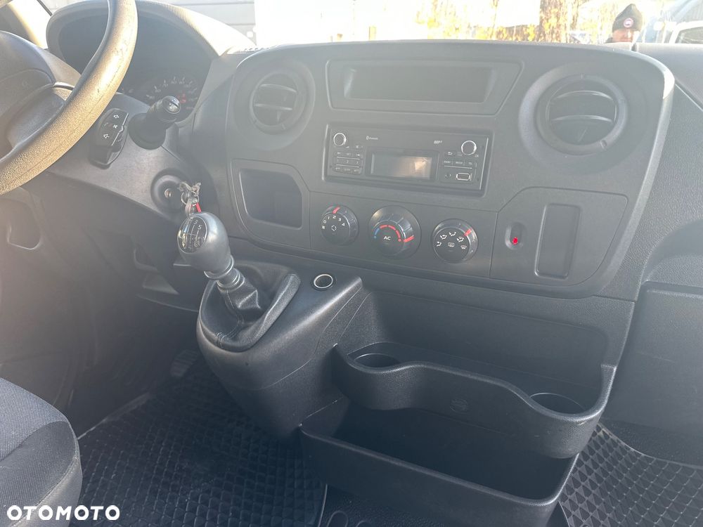 Renault Master 2.3 dci 125ps L2H2 2014/15r klima zabudowa warsztatowa - 24