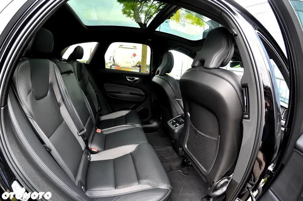 Volvo XC 60 B4 B Geartronic RDesign - 29